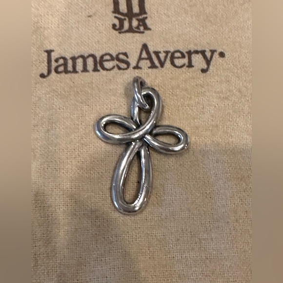Retired James Avery Eternal Loop Cross Pendant - Picture 2 of 15